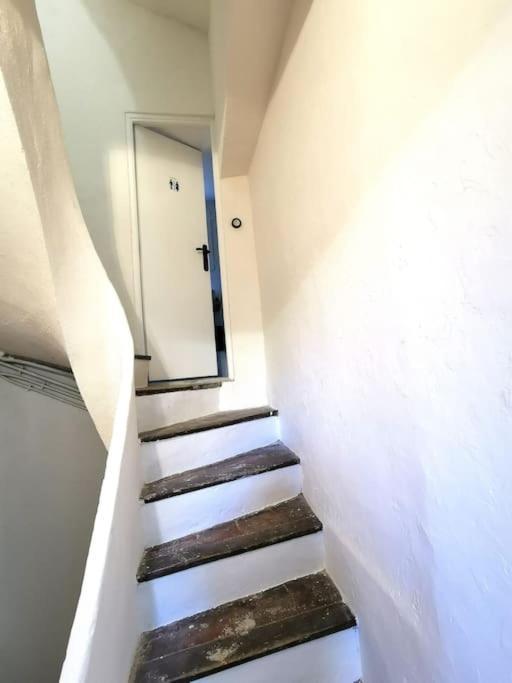 Charmant T2 Atypique, Renove, Confortable Beziers Exterior photo